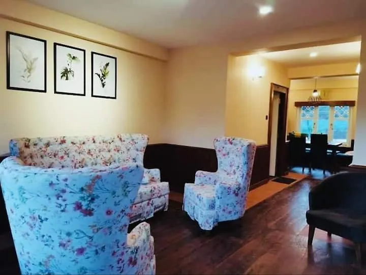 Trail Lodge, Kandapola 0*,
